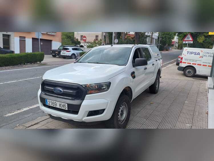 Ford Ranger DOBLE CABINA 4X4 foto 6